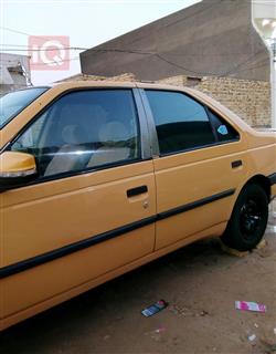 Peugeot 405
